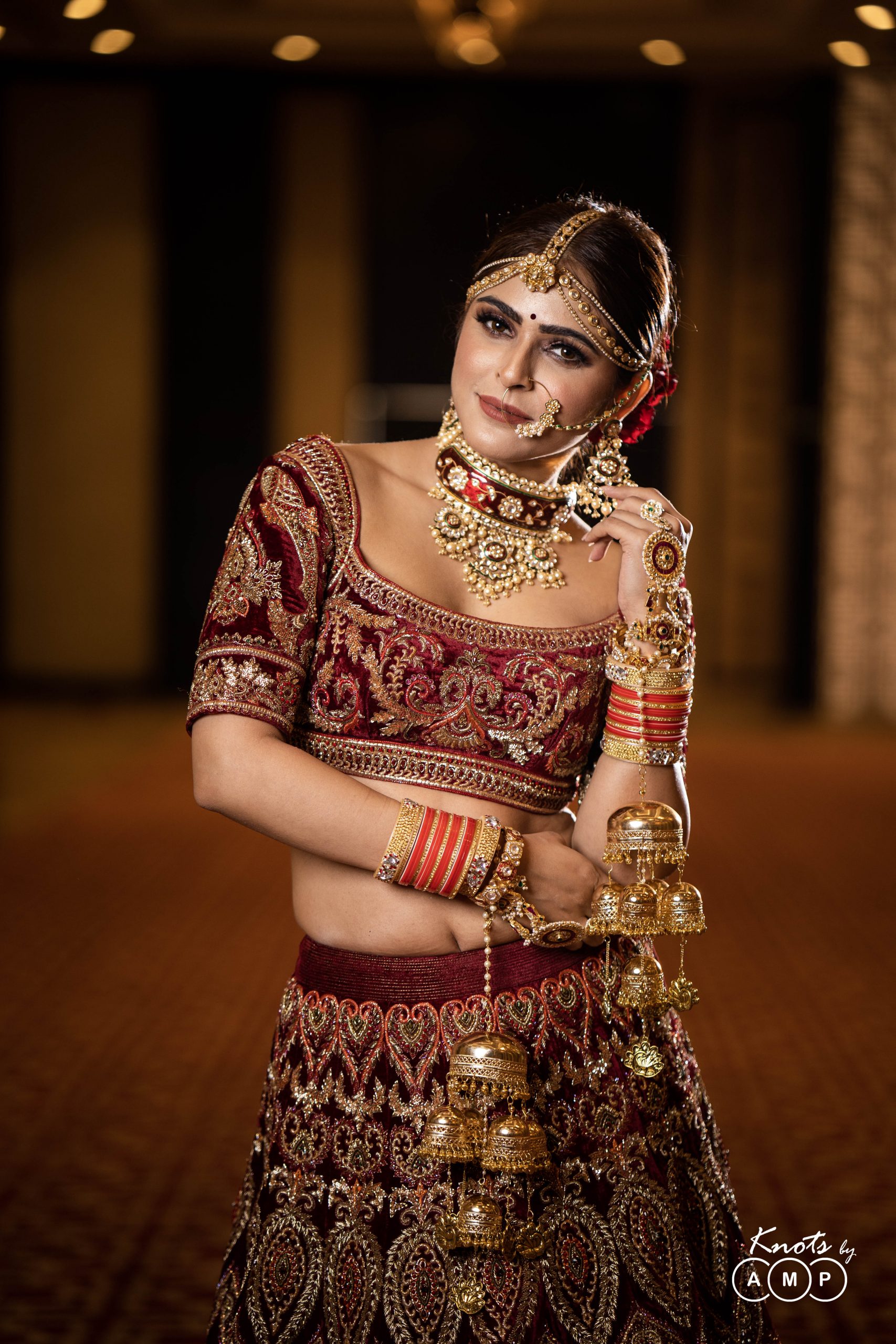 Actress Madhurima Tuli in Maathapatti by Shobha Shringar Jewellers -04